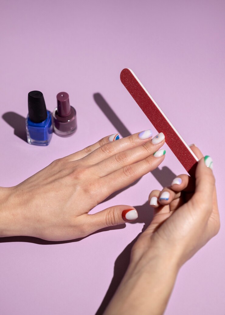 close-up-beauty-nail-art_23-2149265976.jpg4444 close-up-beauty-nail-art_23-2149265976.jpg4444